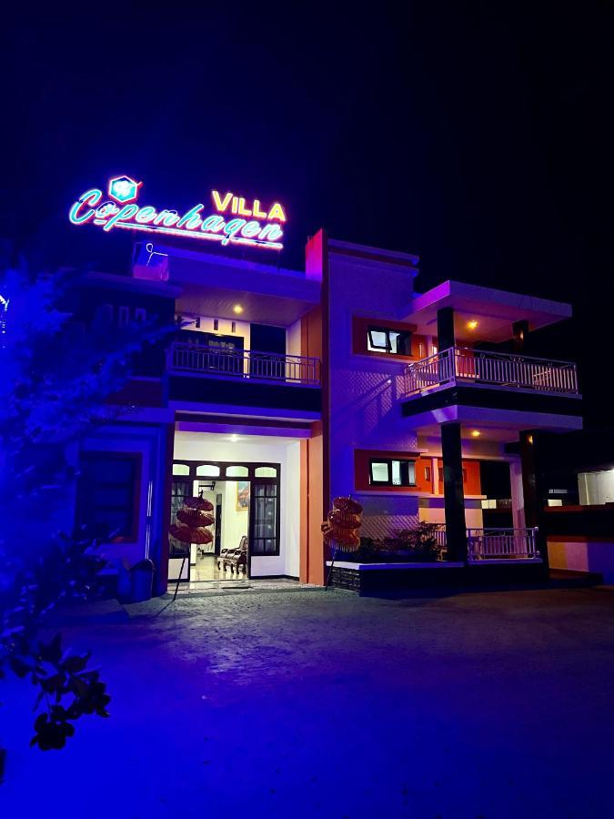 Villa Copenhagen Bukittinggi Dış mekan fotoğraf